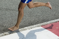 Running Barefoot May Help Your Feet